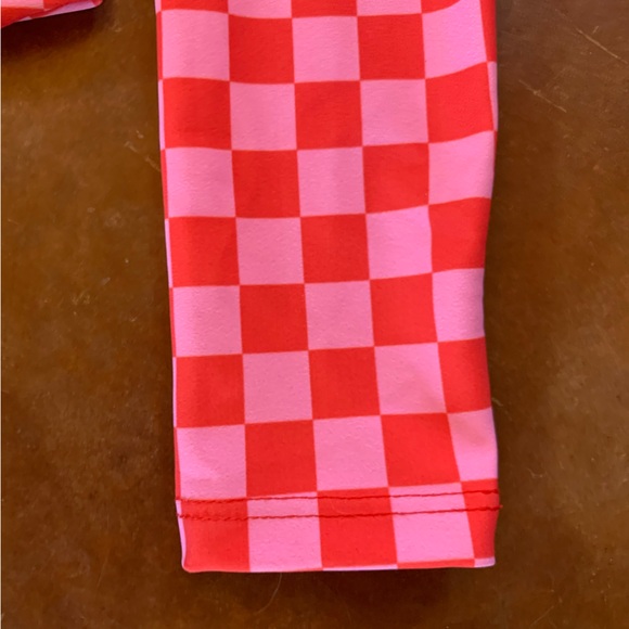 Skatie pink and red checker cropped rash guard good to EUC worn maybe 5 times - Picture 7 of 11